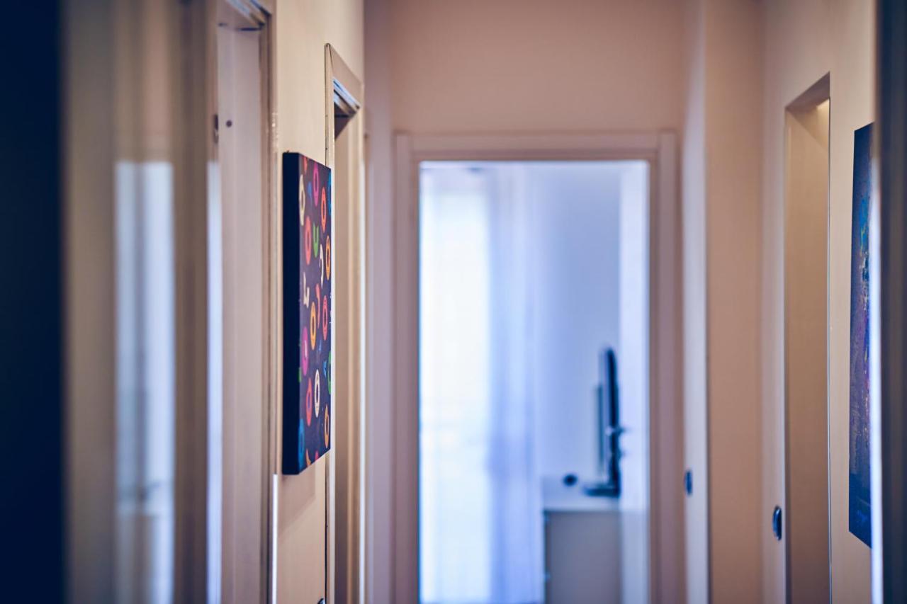 Travelershome 7Metri Guesthouse Ciampino Luaran gambar