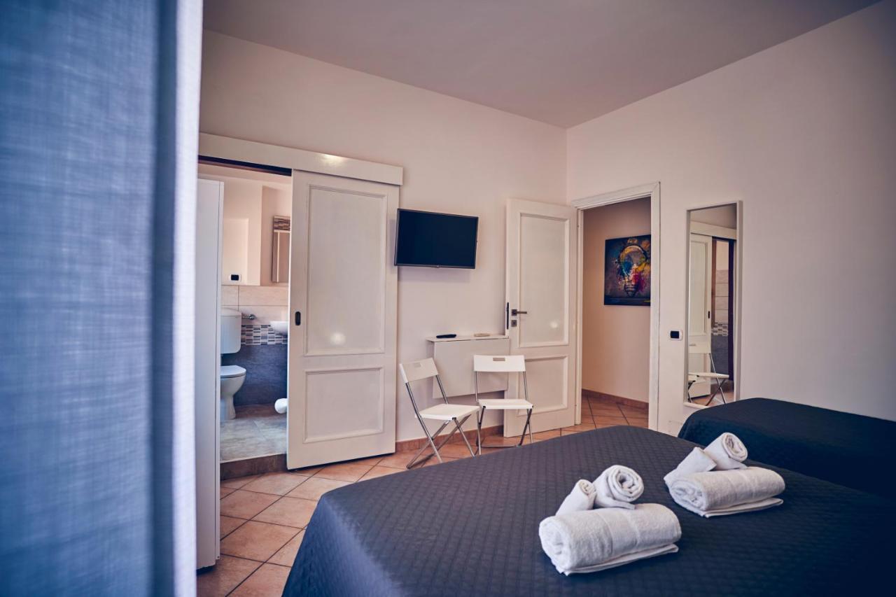 Travelershome 7Metri Guesthouse Ciampino Luaran gambar