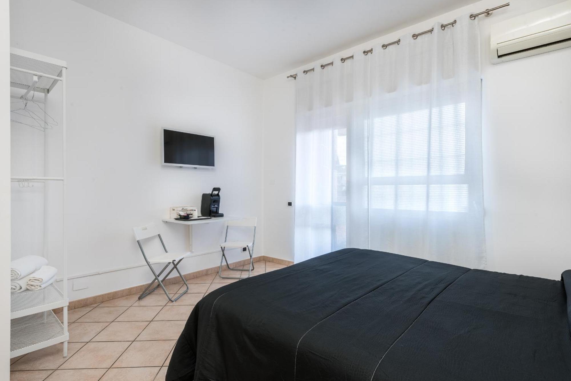 Travelershome 7Metri Guesthouse Ciampino Luaran gambar